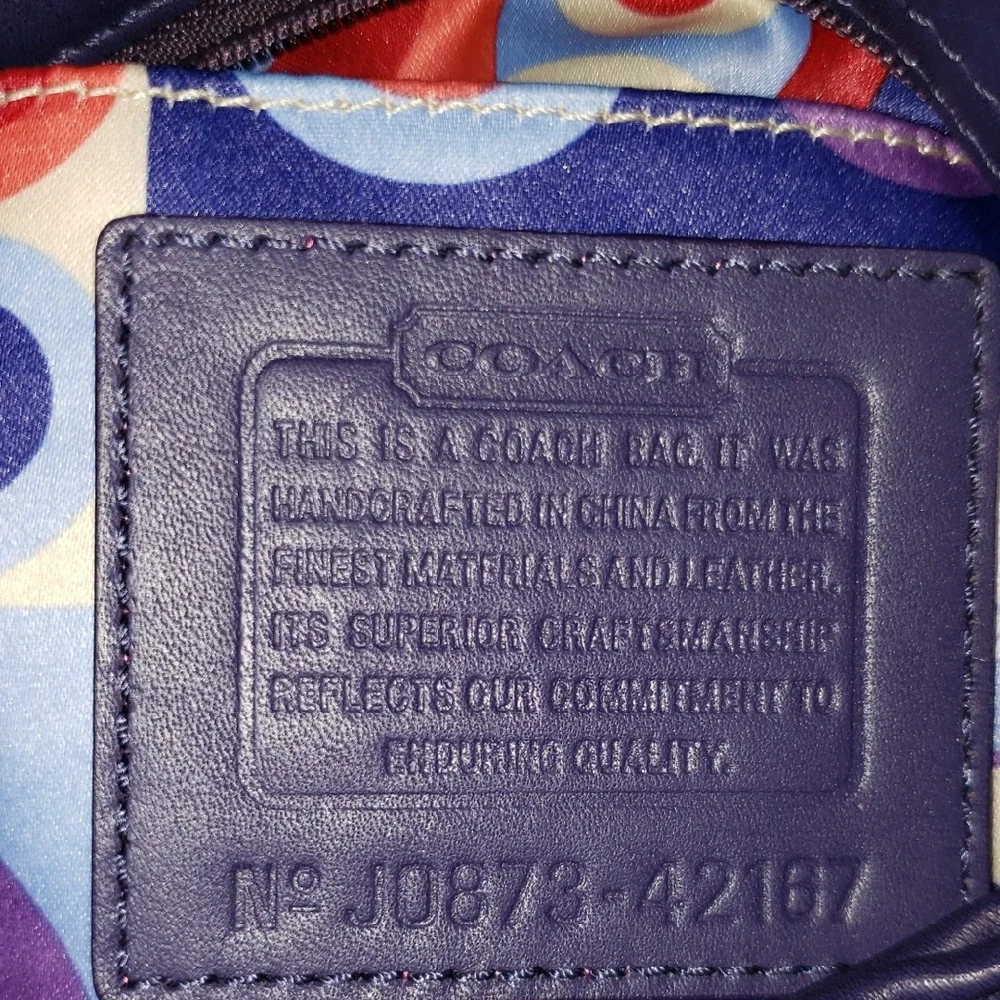 Coach Turnlock Lambskin Shoulderbag - Picture 8 of 9
